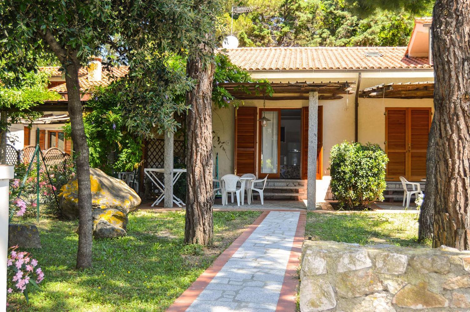 Pozzo Al Moro Village Marina di Campo Exterior photo