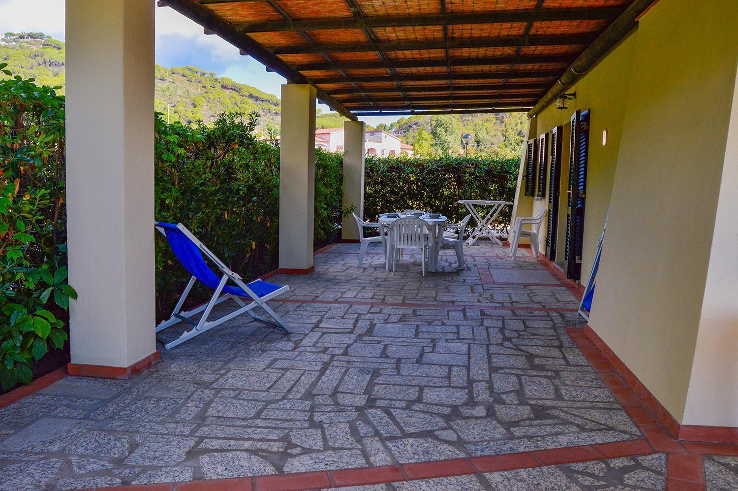 Pozzo Al Moro Village Marina di Campo Exterior photo